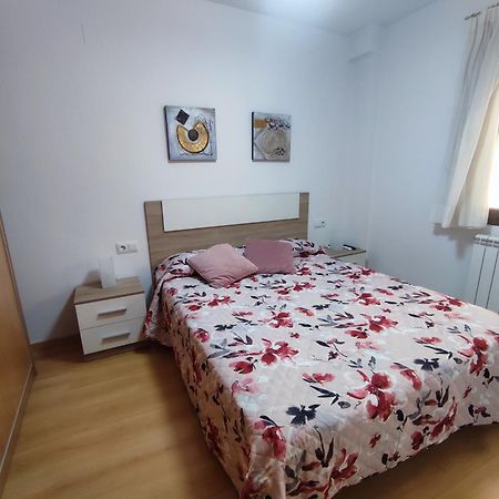 Apartamento Estrella De Теруел Екстериор снимка